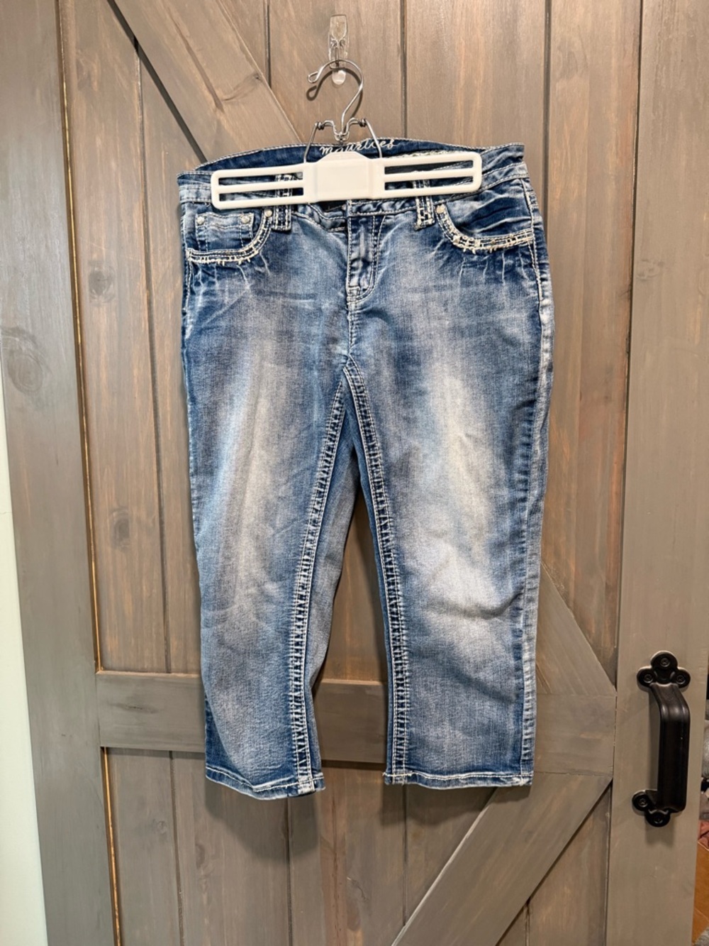 Maurice’s Classic Women's Faded Capris- Comfortable Everyday Fit